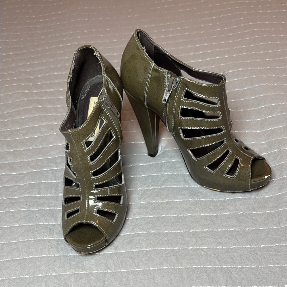 Steve Madden Patent Leather Olive Heeled Boots with Cutout Design